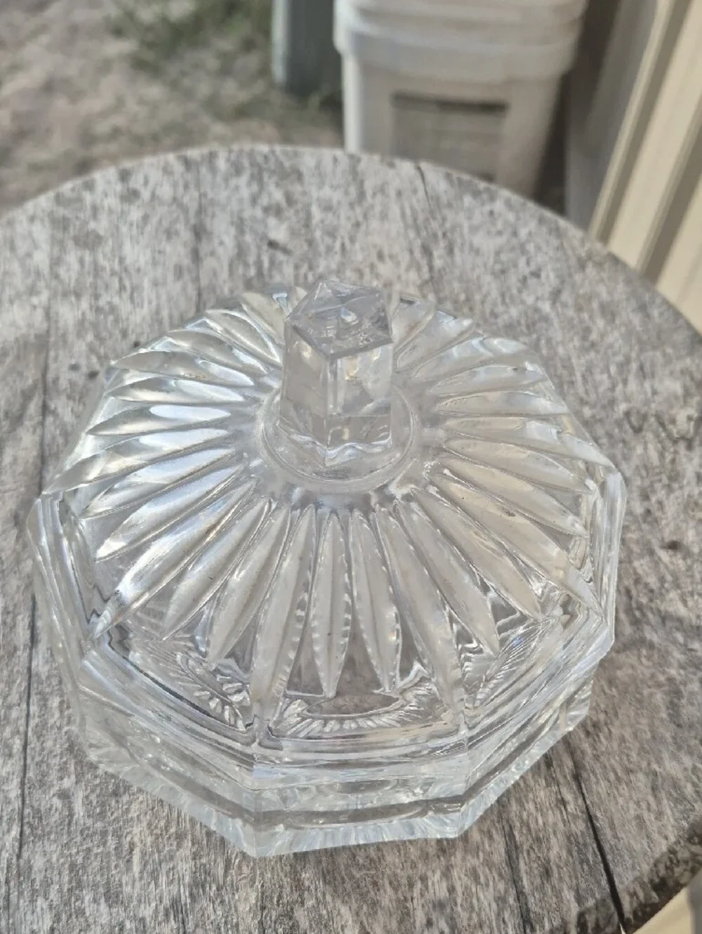 European decagon-shaped lead crystal candy dish